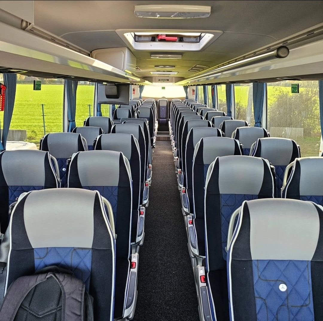 Yutong Coach (Large Bus) - photo 3